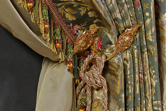 Rinceau style Louis XVI finition laiton patiné verni