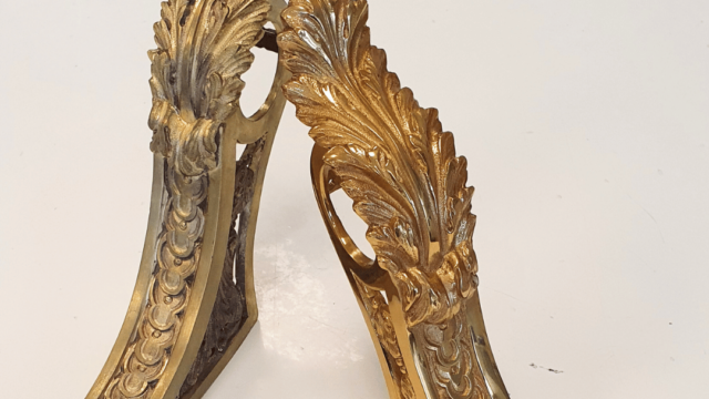 Accessoire laiton massif pour tringles à rideaux