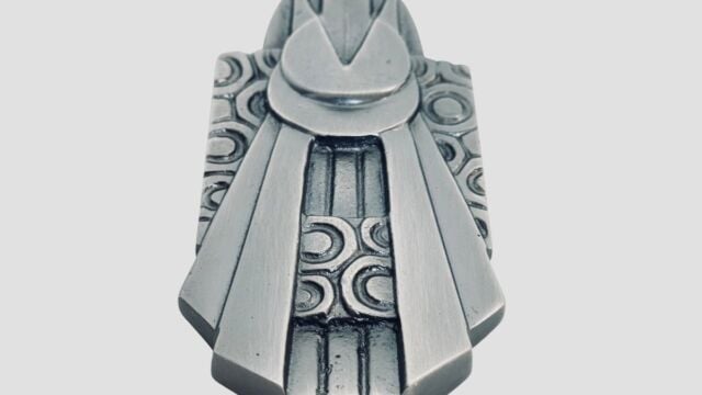 Finition électrolytique haut de gamme, rosace de 9 cm